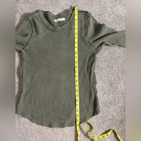 Free People We the Free Roll With It Thermal Long Sleeve Top in Moss Size Large - Picture 15 of 16